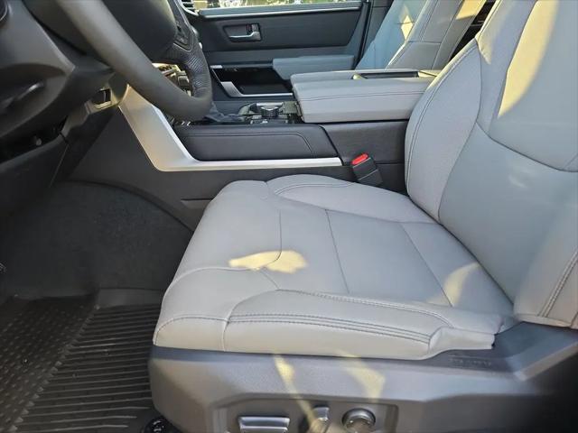 2026 Toyota Tundra Limited CrewMax 5.5' Bed