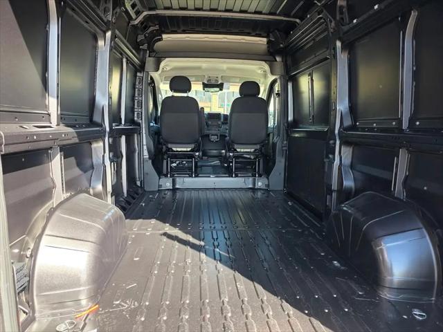 2026 Ram ProMaster 2500 Cargo Van Tradesman High Roof 136" WB w/Pass Seat