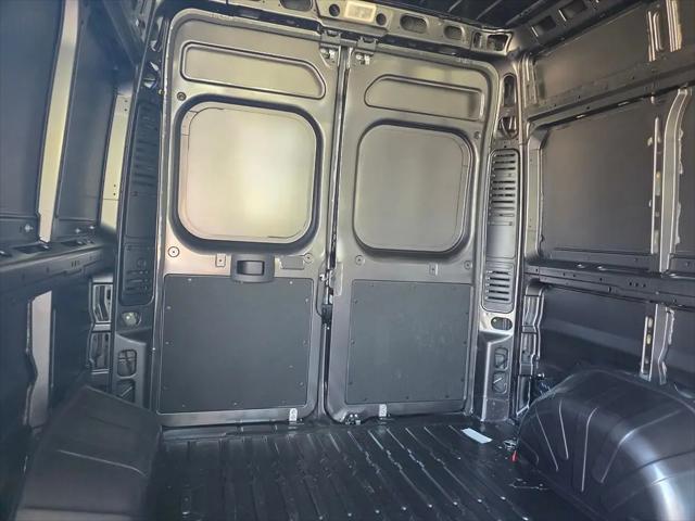 2026 Ram ProMaster 2500 Cargo Van Tradesman High Roof 136" WB w/Pass Seat