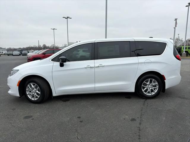 2026 Chrysler Voyager LX