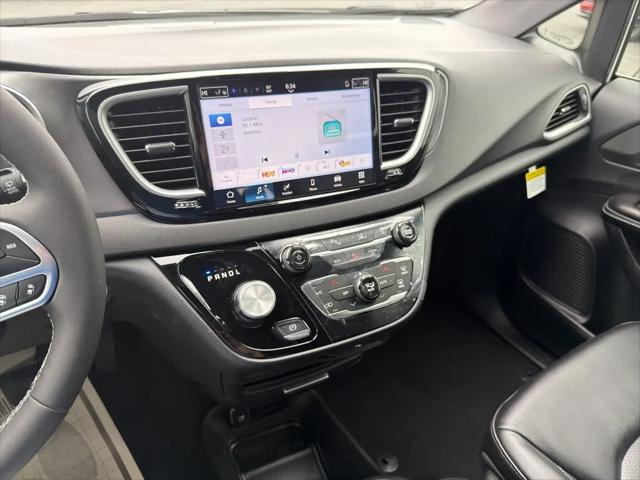 2026 Chrysler Voyager LX