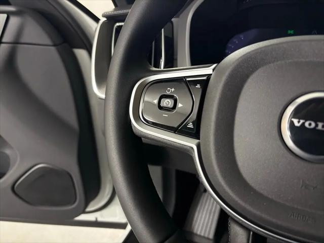 2026 Volvo XC60 B5 Ultra Black Edition