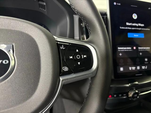 2026 Volvo XC60 B5 Ultra Black Edition