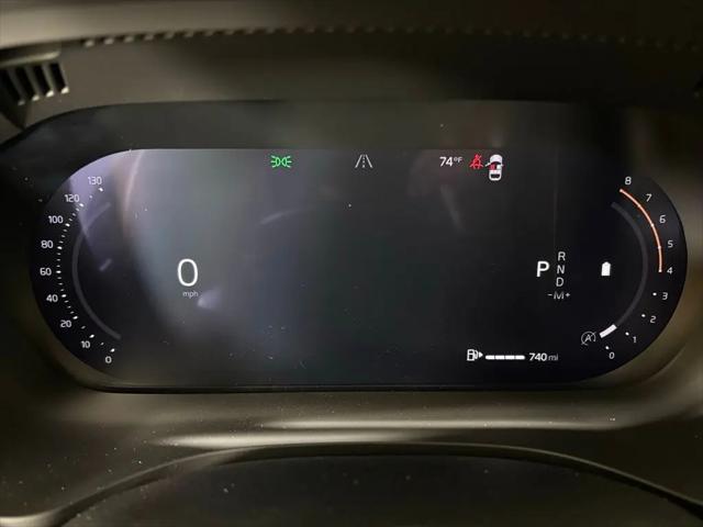 2026 Volvo XC60 B5 Ultra Black Edition