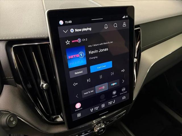2026 Volvo XC60 B5 Ultra Black Edition
