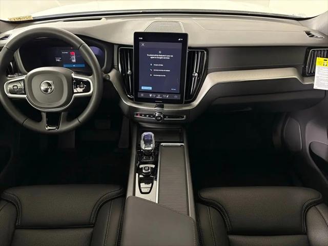 2026 Volvo XC60 B5 Ultra Black Edition
