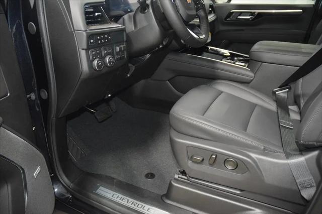 2026 Chevrolet Suburban LT, 4WD