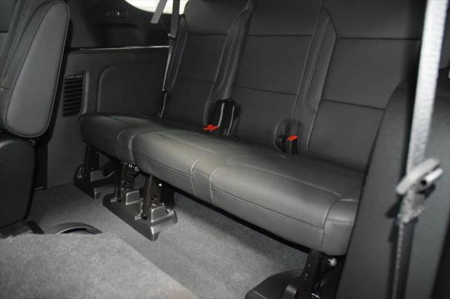 2026 Chevrolet Suburban LT, 4WD