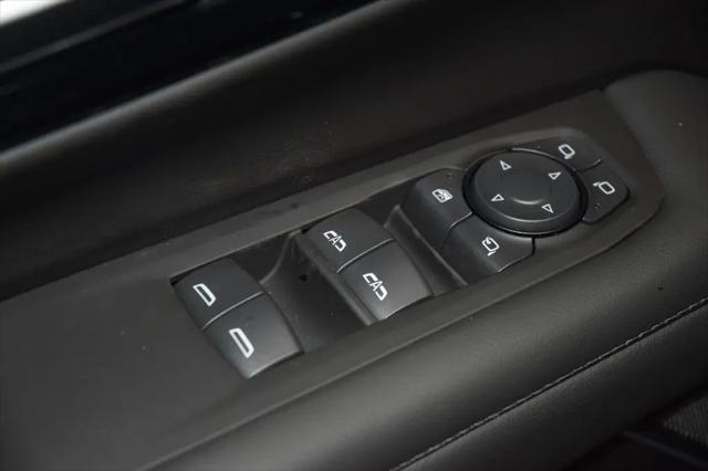2026 Chevrolet Suburban LT, 4WD