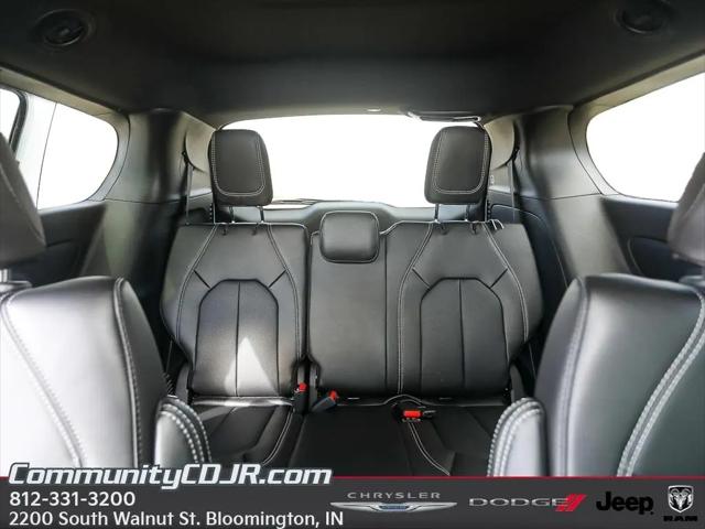 2026 Chrysler Voyager LX