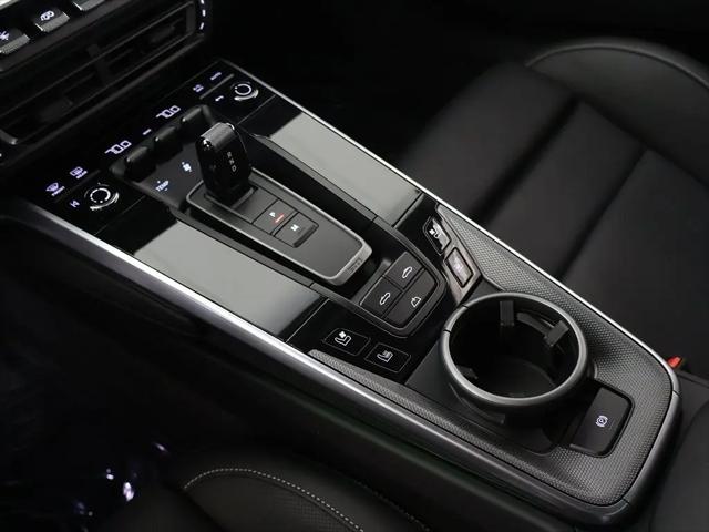 2023 Porsche 911 Turbo Cabriolet