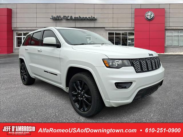 2019 Jeep Grand Cherokee Altitude 4x4 2019 Jeep Grand Cherokee Altitude 4x4