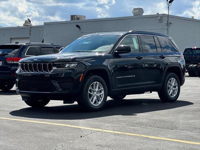 2026 Jeep Grand Cherokee GRAND CHEROKEE LAREDO X 4X4