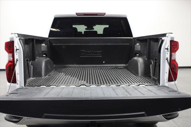 2022 Chevrolet Silverado 1500 4WD Crew Cab Short Bed WT