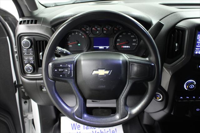 2022 Chevrolet Silverado 1500 4WD Crew Cab Short Bed WT