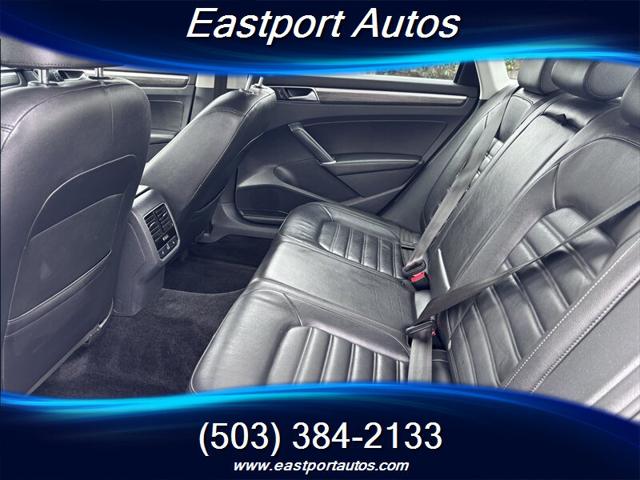 2017 Volkswagen Passat 1.8T SEL Premium