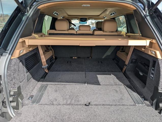 2026 Land Rover Range Rover P530 SE 7 Seat