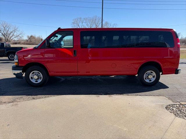 2024 Chevrolet Express Passenger RWD 3500 Extended Wheelbase LT