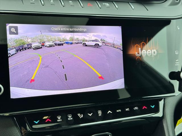 2026 Jeep Grand Cherokee Altitude 4x4