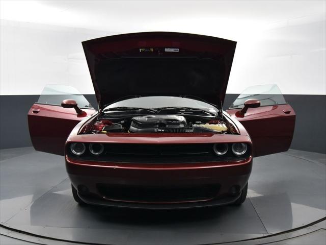2021 Dodge Challenger SXT