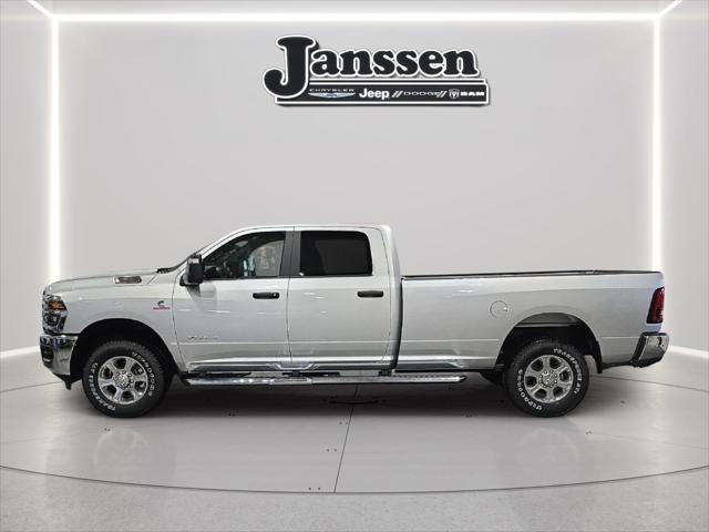 2026 Ram 3500 Big Horn Crew Cab 4x4 8' Box