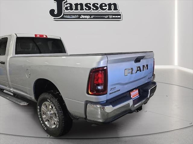 2026 Ram 3500 Big Horn Crew Cab 4x4 8' Box