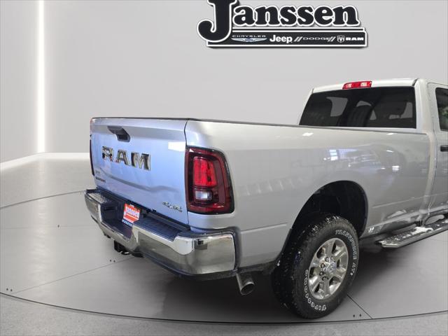 2026 Ram 3500 Big Horn Crew Cab 4x4 8' Box