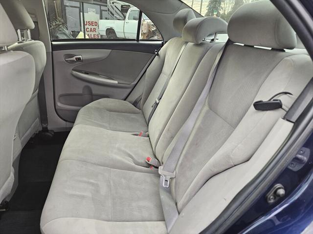 2011 Toyota Corolla LE