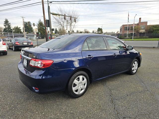 2011 Toyota Corolla LE