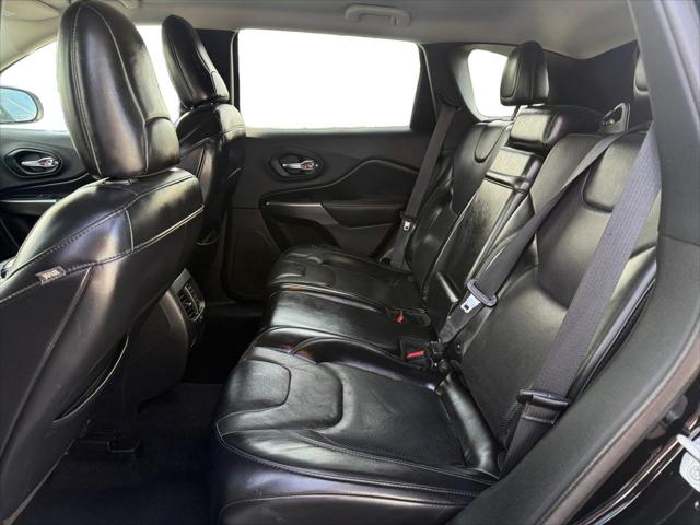 2019 Jeep Cherokee Limited FWD