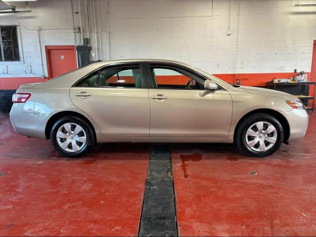 2009 Toyota Camry LE for sale near Franklin, OH