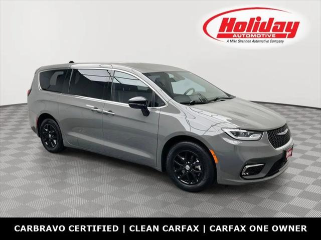 2025 Chrysler Pacifica Select for sale in Fond Du Lac, WI
