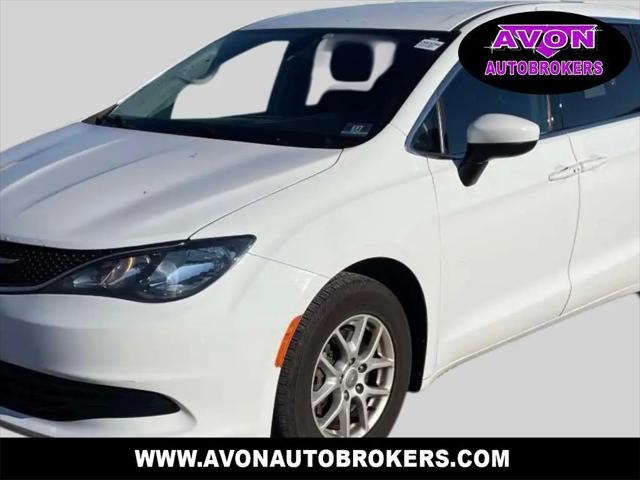 2017 Chrysler Pacifica LX for sale in Avon, MA