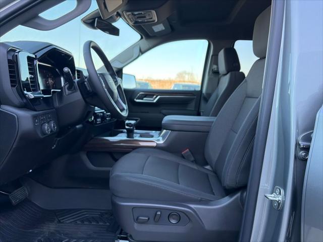 2026 Chevrolet Silverado 1500 4WD Crew Cab Short Bed RST