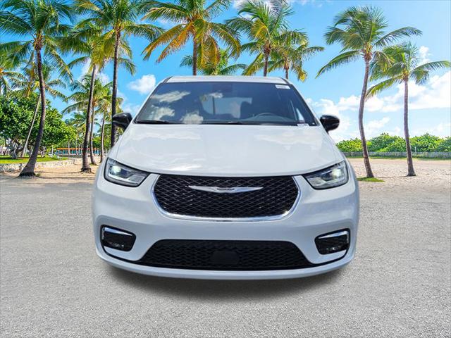 2025 Chrysler Pacifica PACIFICA SELECT