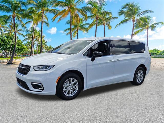 2025 Chrysler Pacifica PACIFICA SELECT