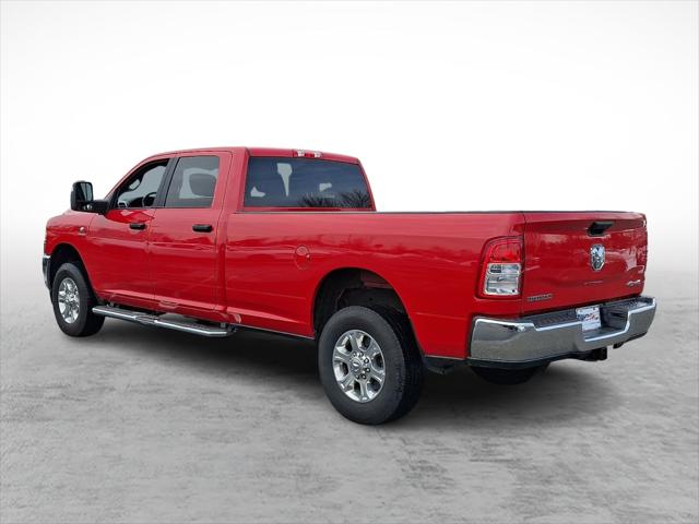 2024 RAM 3500 Big Horn Crew Cab 4x4 8 Box