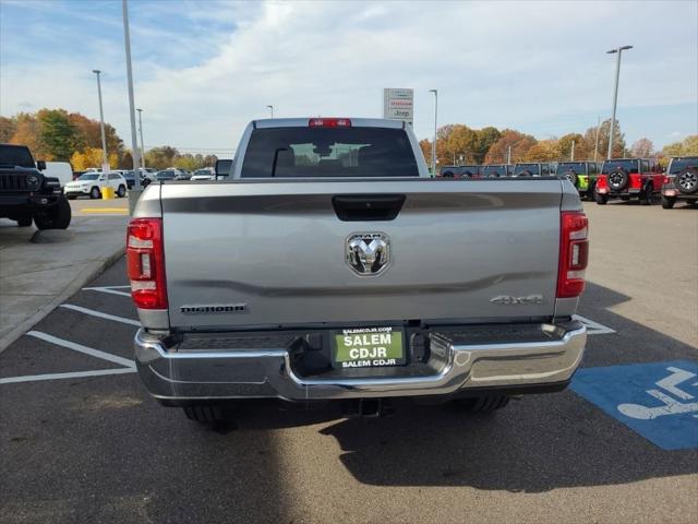 2023 Ram 3500 Big Horn Crew Cab 4x4 8' Box