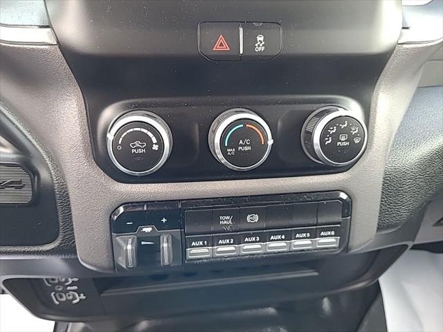 2023 Ram 3500 Big Horn Crew Cab 4x4 8' Box