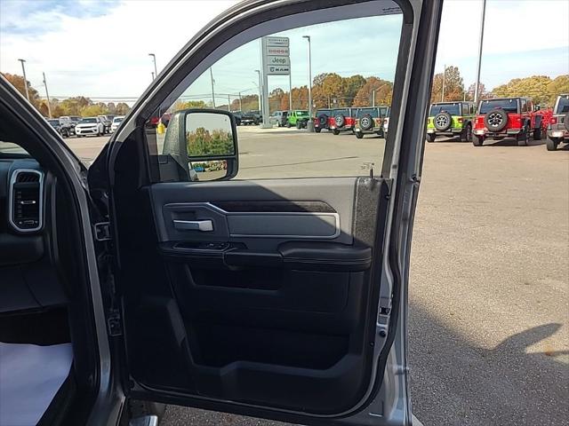 2023 Ram 3500 Big Horn Crew Cab 4x4 8' Box