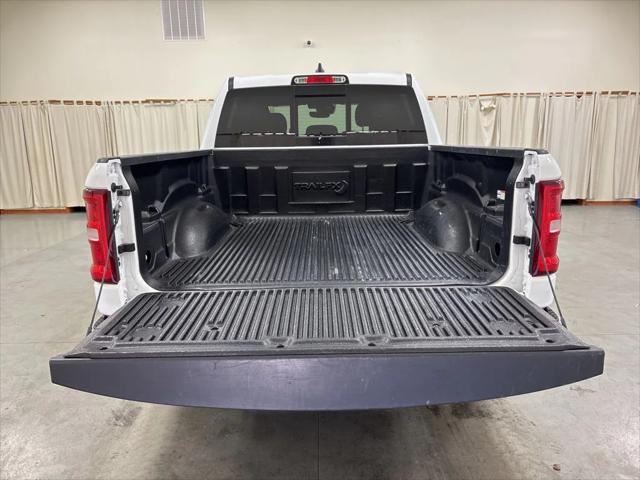 2025 Ram 1500 Big Horn Crew Cab 4x4 5'7" Box