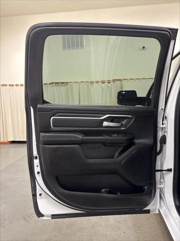 2025 Ram 1500 Big Horn Crew Cab 4x4 5'7" Box