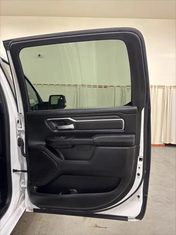 2025 Ram 1500 Big Horn Crew Cab 4x4 5'7" Box