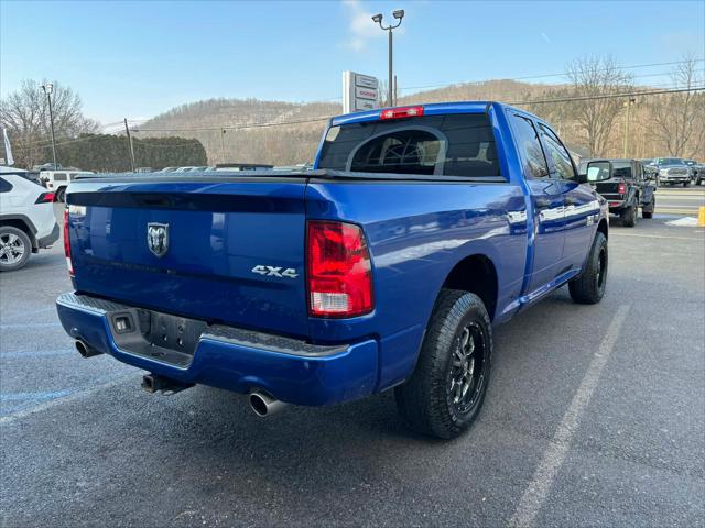 2017 RAM 1500 Express Quad Cab 4x4 64 Box