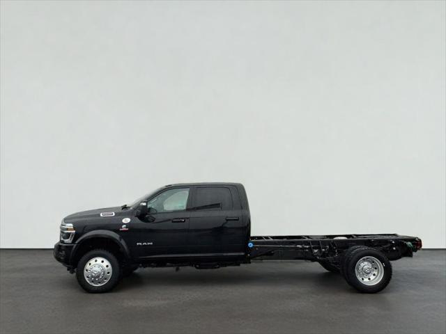 2026 RAM Ram 5500 Chassis Cab RAM 5500 BIG HORN CHASSIS CREW CAB 4X4 84 CA