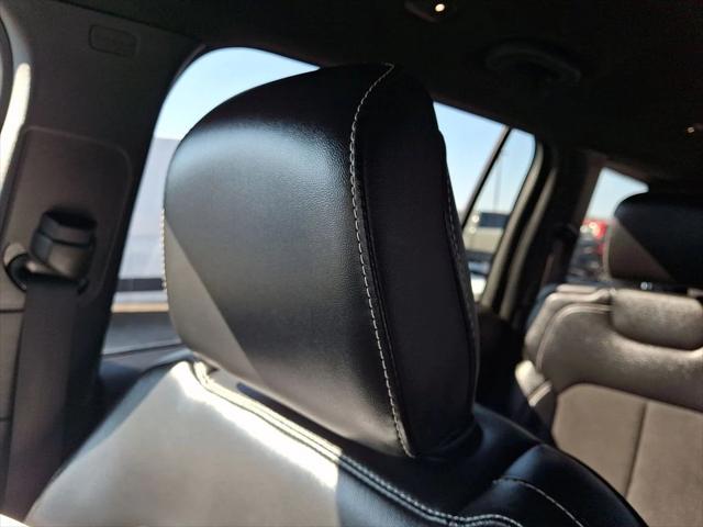 2024 Jeep Grand Cherokee L Altitude 4x4