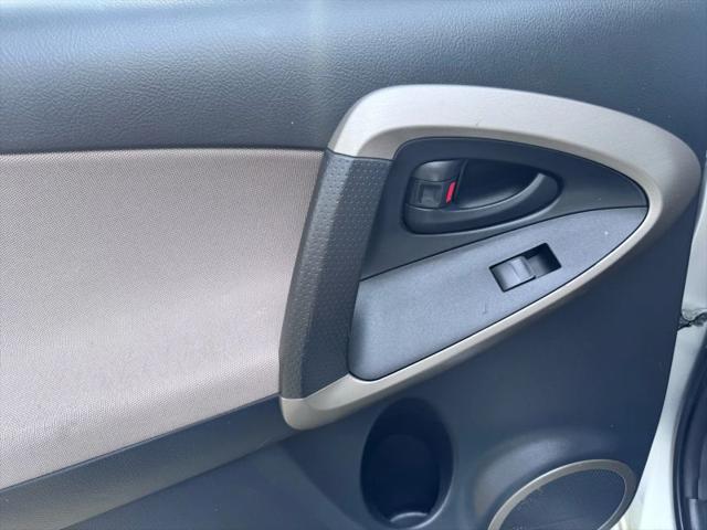 2006 Toyota RAV4 Base