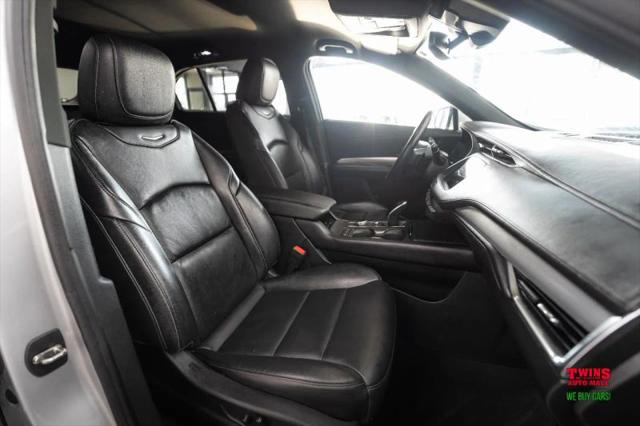 2022 Cadillac XT4 FWD Premium Luxury