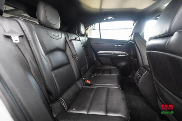 2022 Cadillac XT4 FWD Premium Luxury