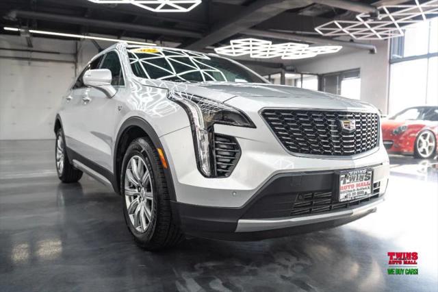 2022 Cadillac XT4 FWD Premium Luxury